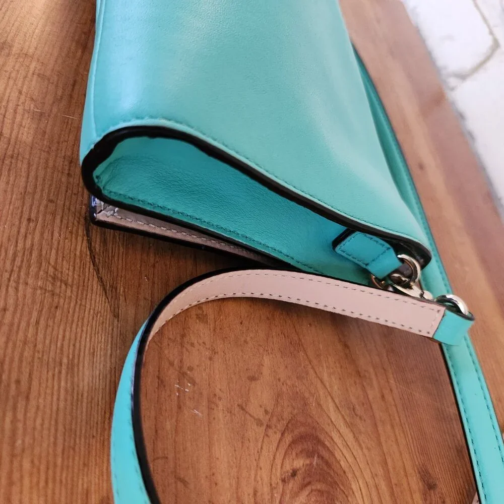 Like New Kate Spade NY Juliana Crossbody Bag/Clutch Purse